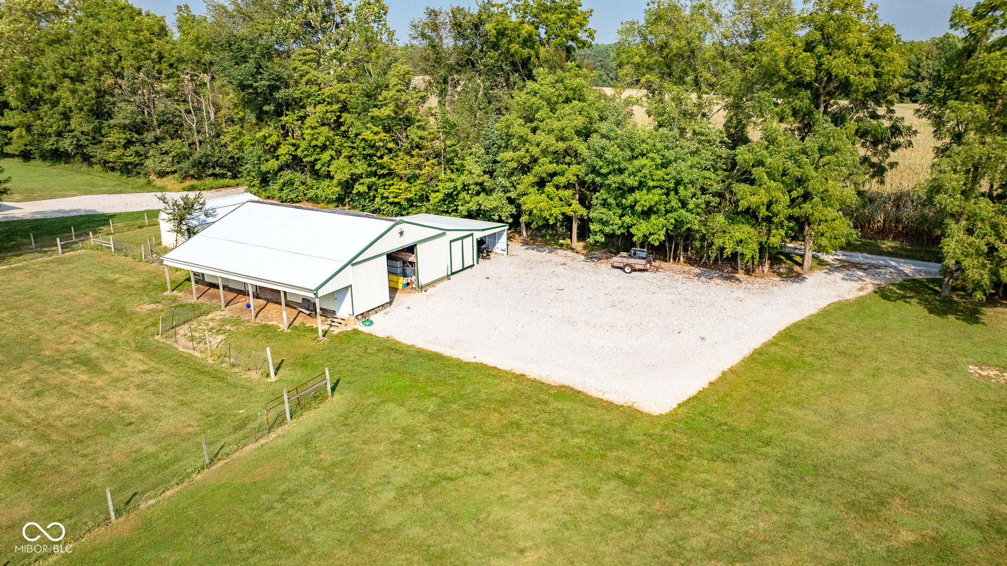 1195 E County Road 1000 S