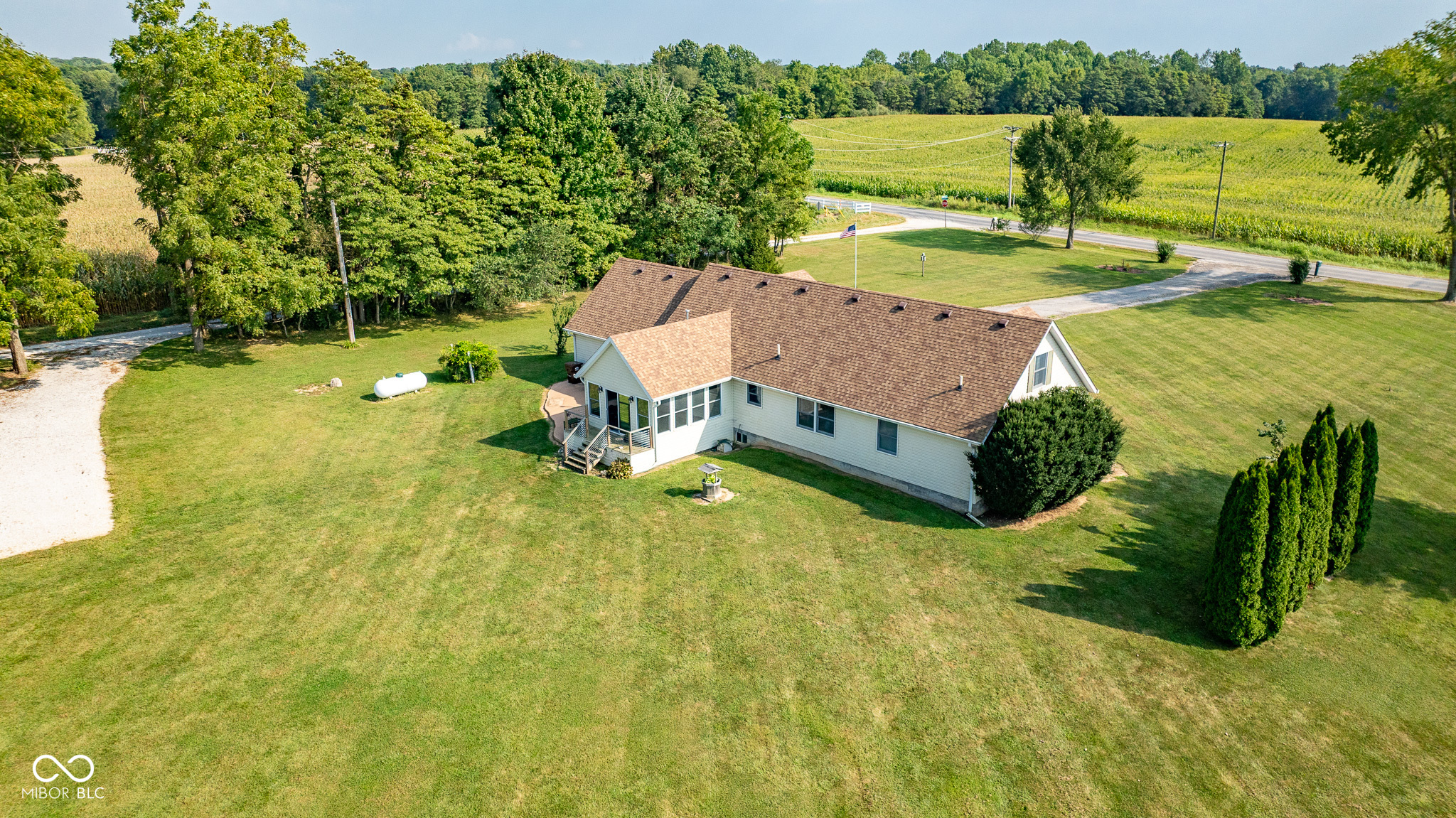 1195 E County Road 1000 S