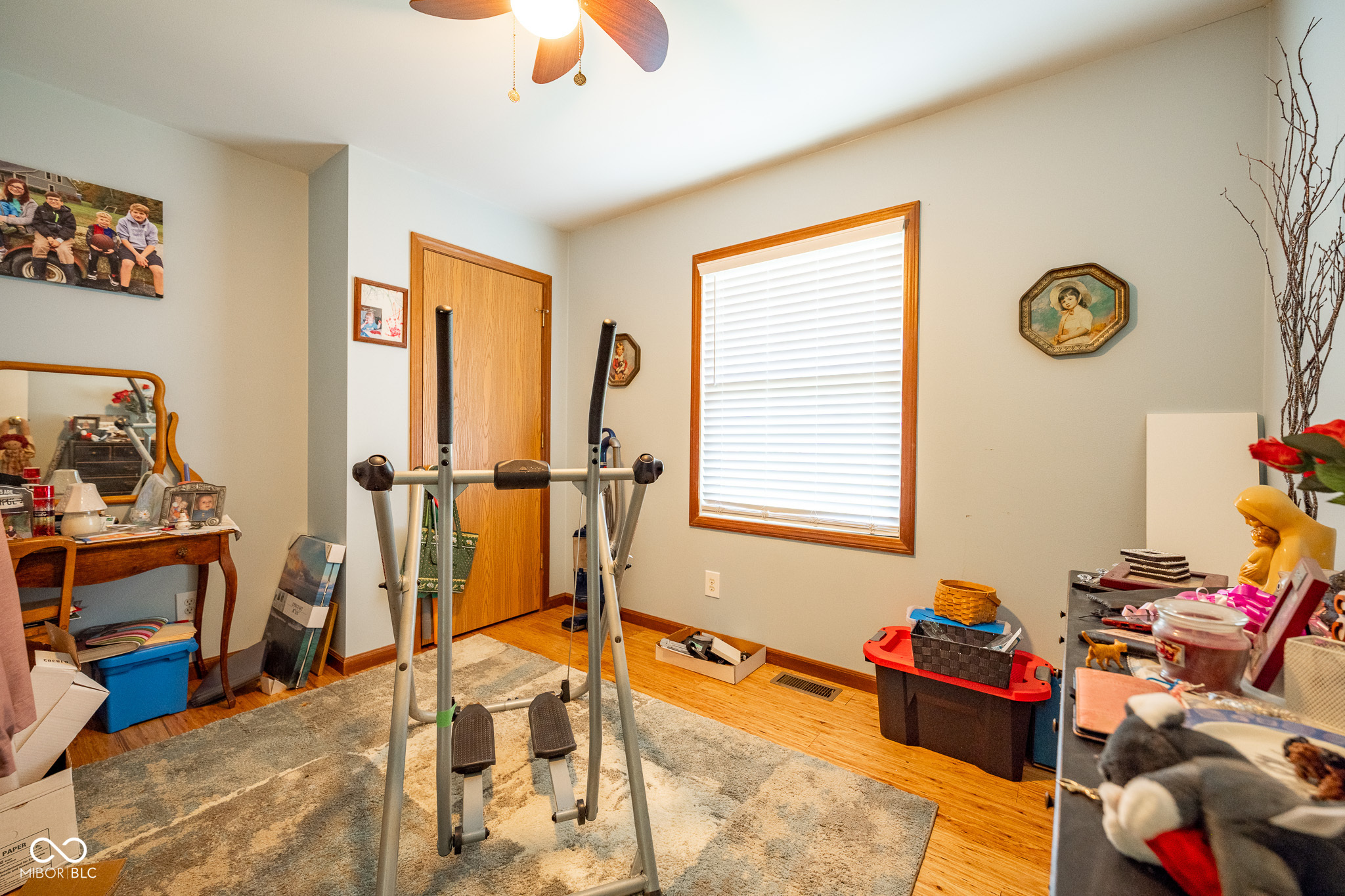 1195 E County Road 1000 S