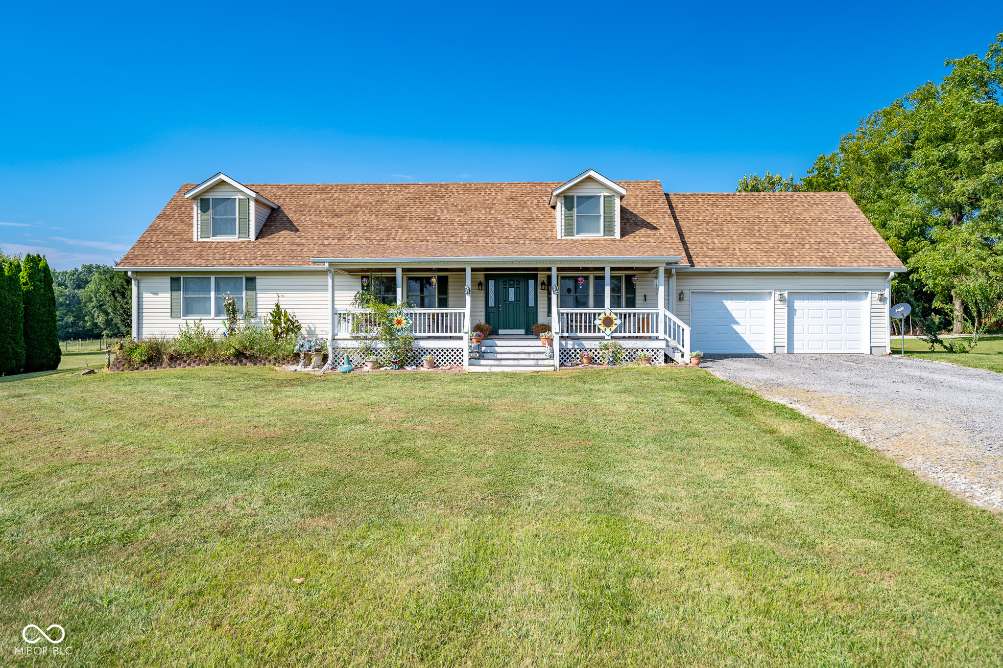 1195 E County Road 1000 S