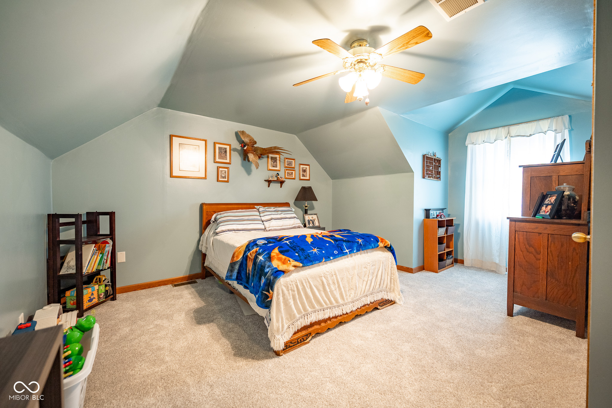 1195 E County Road 1000 S