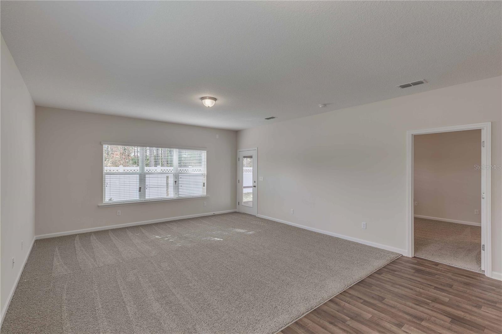 4704 CRAGMERE LOOP