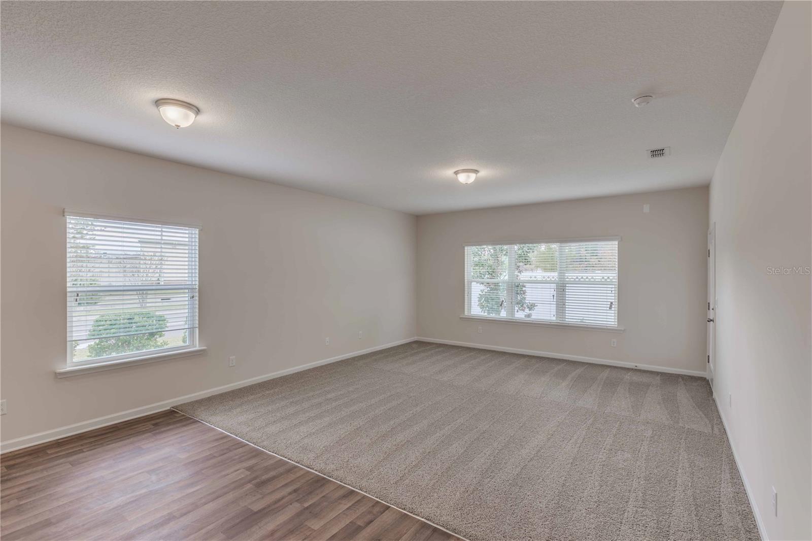 4704 CRAGMERE LOOP