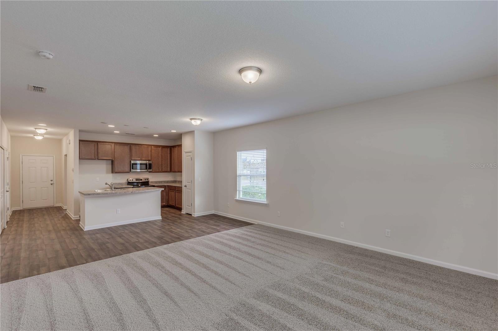 4704 CRAGMERE LOOP