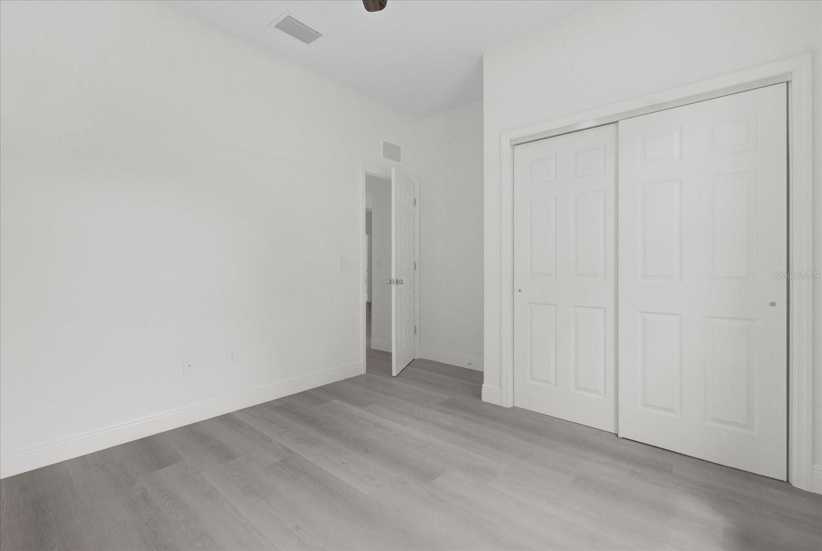 2216 HARLEM AVE