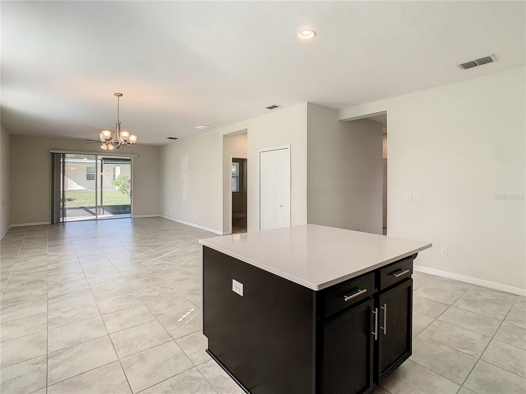 2730 CREEKMORE CT
