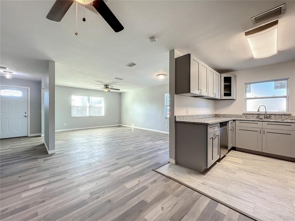 3415 CHERRY LN