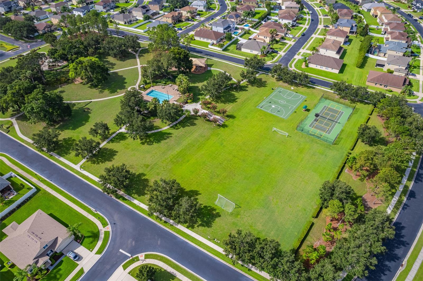 544 FIRST CAPE CORAL DR