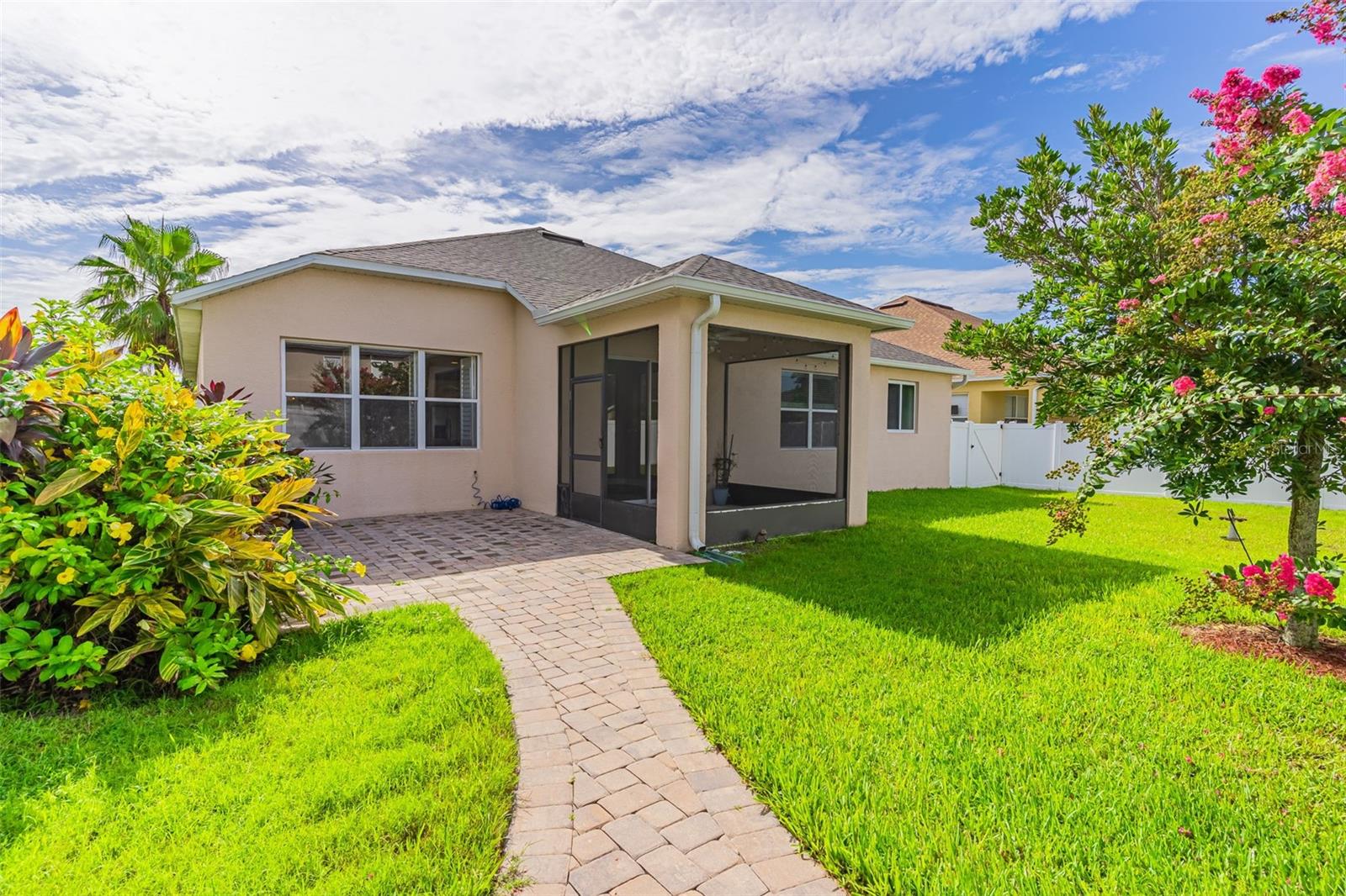 544 FIRST CAPE CORAL DR