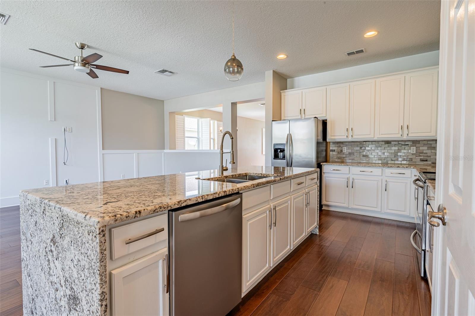 544 FIRST CAPE CORAL DR