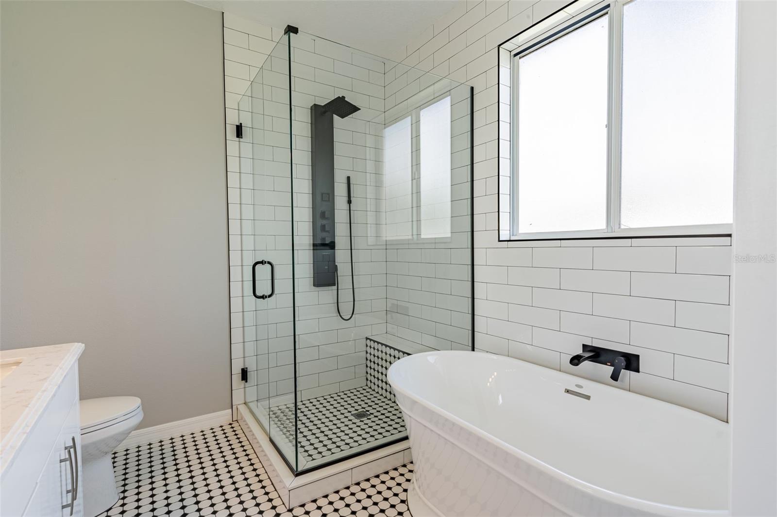 544 FIRST CAPE CORAL DR