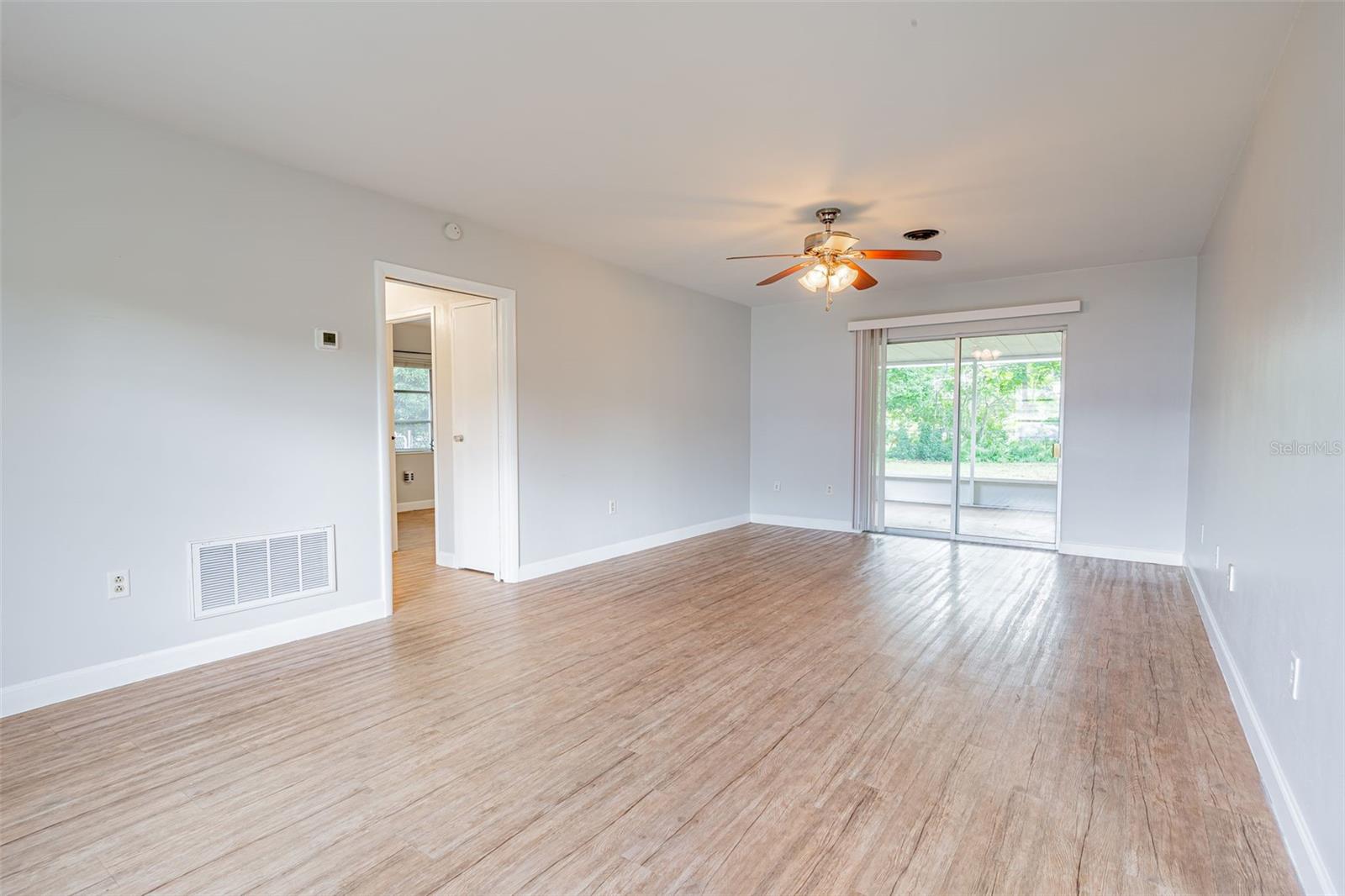 2280 NORTHLAND RD