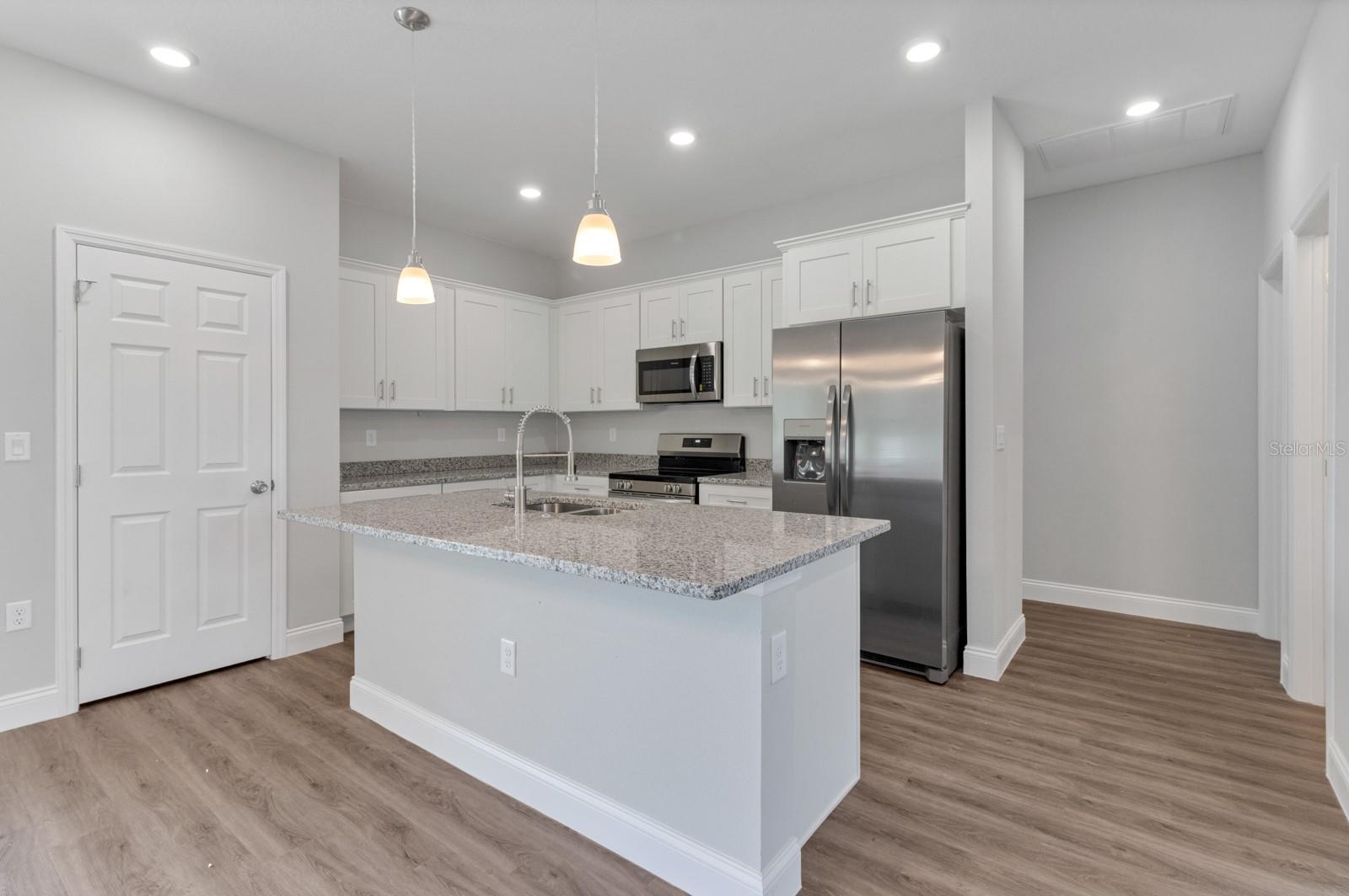 218 MARION OAKS TRL