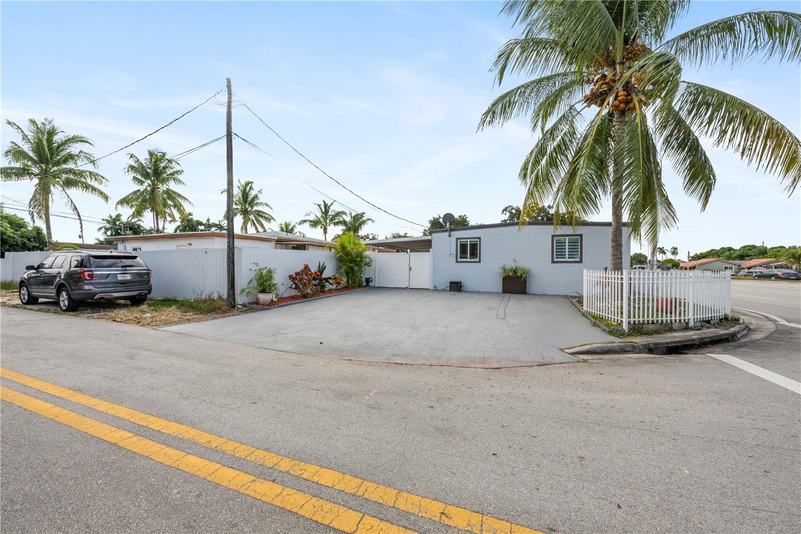 2960 NW 103RD ST
