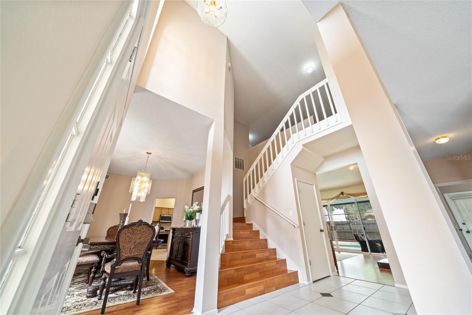 1187 FOXFORREST CIR
