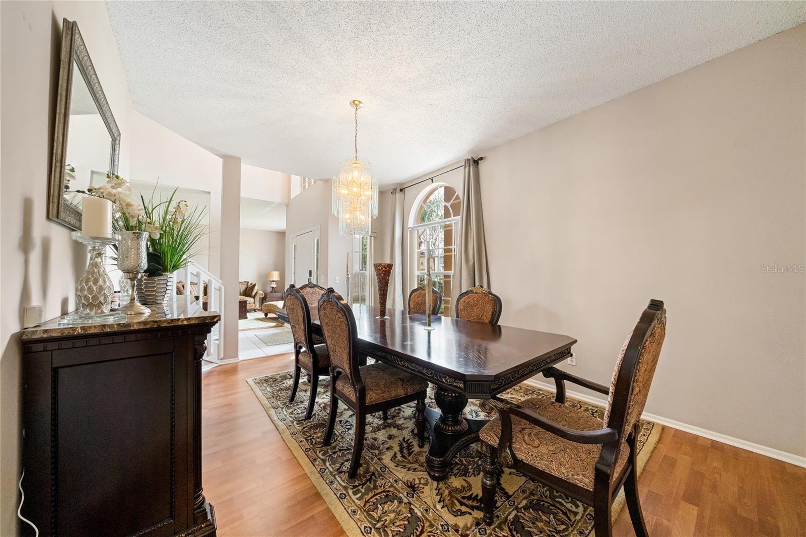 1187 FOXFORREST CIR