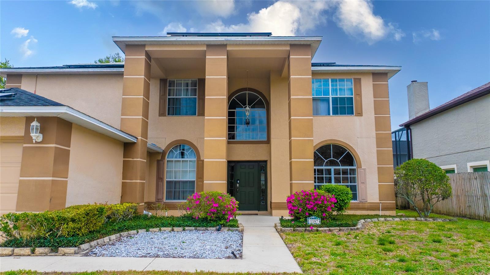 1187 FOXFORREST CIR