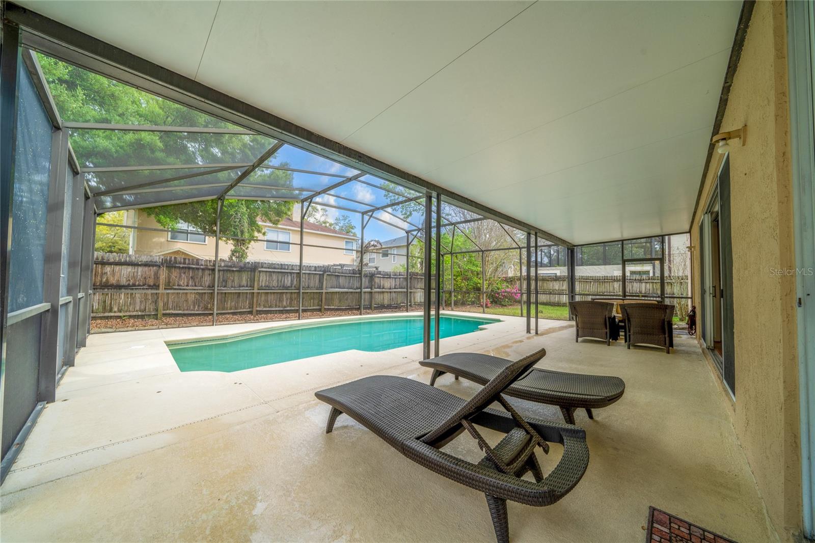 1187 FOXFORREST CIR