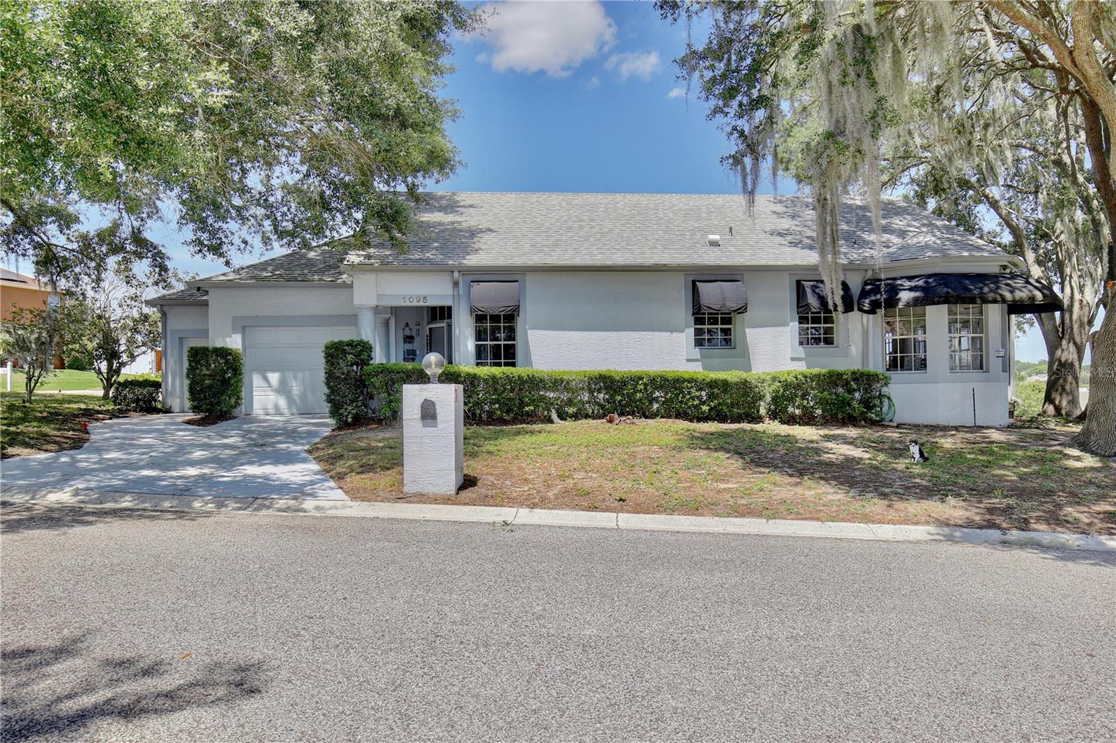 1095 ORANGE GROVE LN