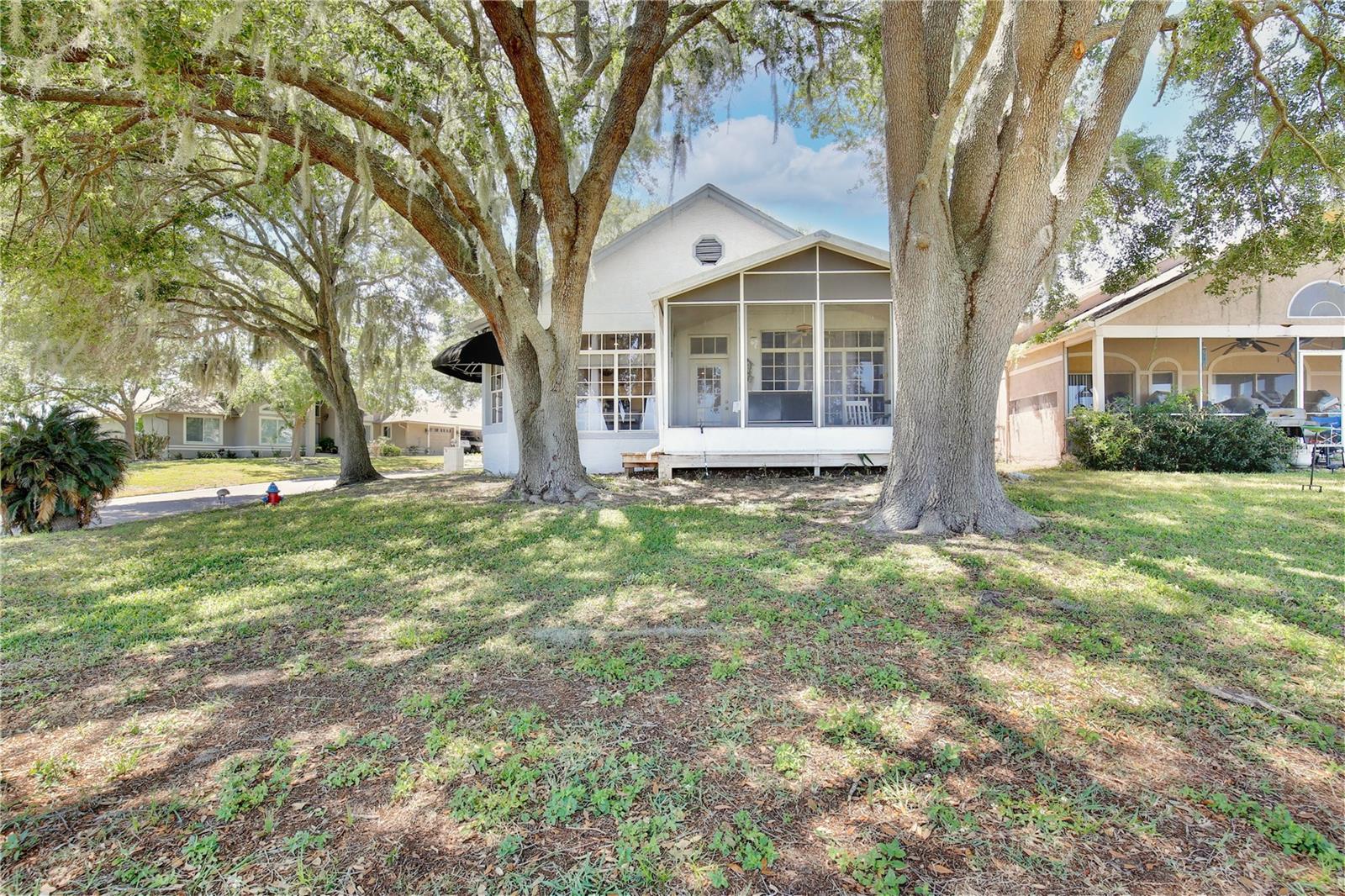 1095 ORANGE GROVE LN