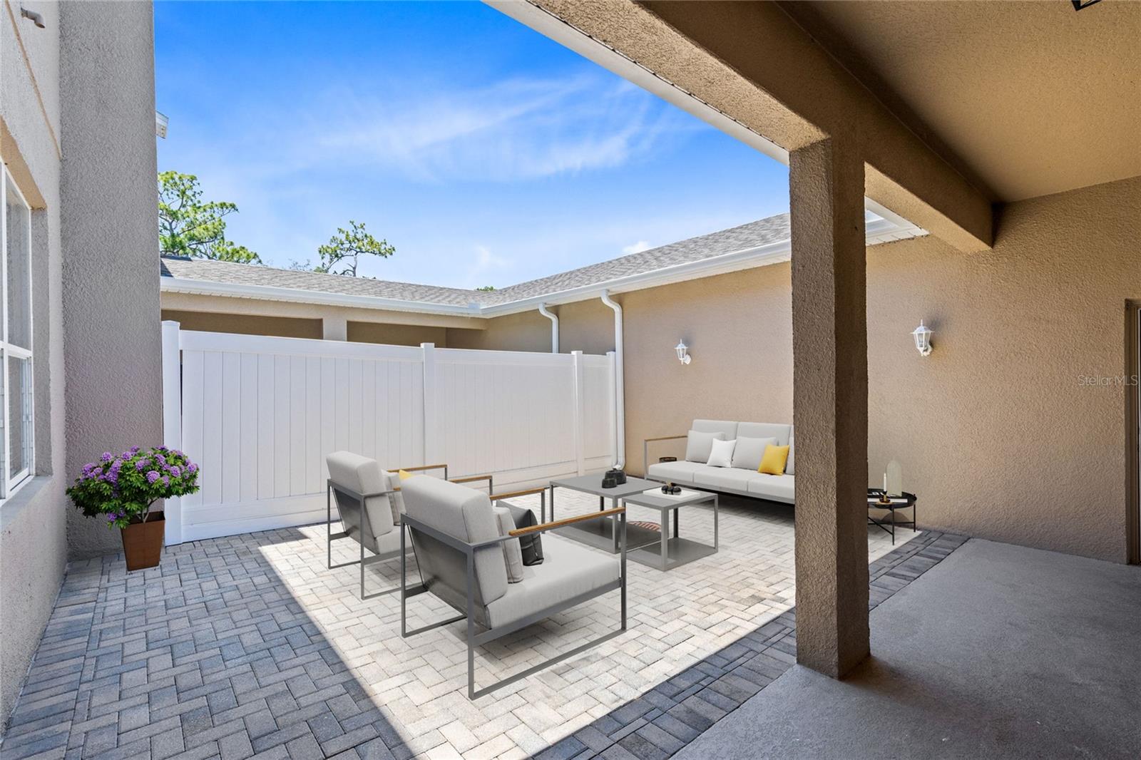 562 SHINING ARMOR LN
