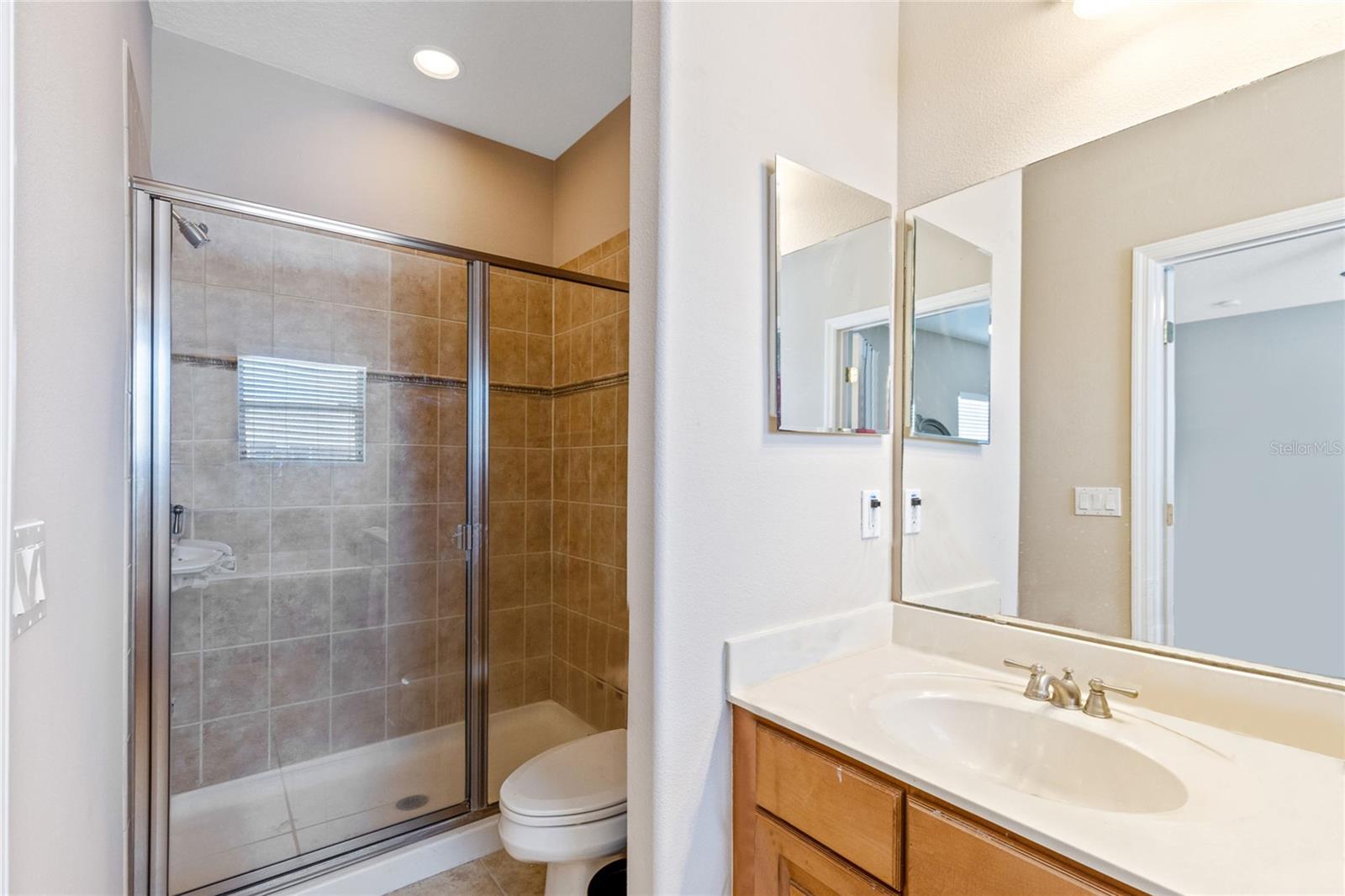 562 SHINING ARMOR LN
