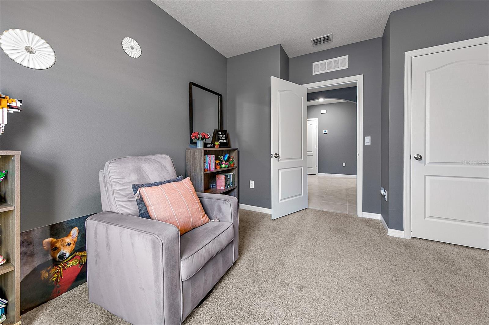 5733 GALLOPING DR