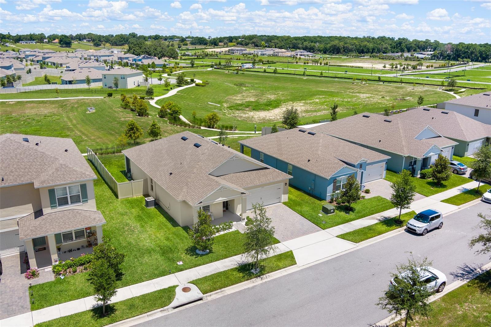 5733 GALLOPING DR