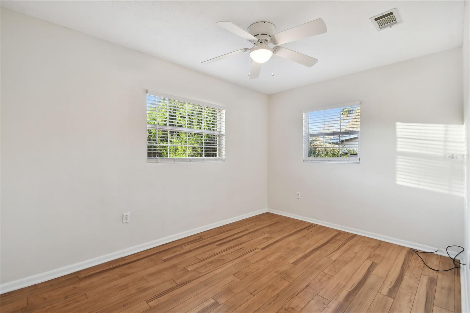 2141 CAMELLIA DR