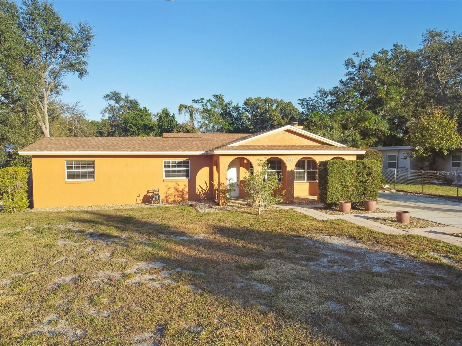2141 CAMELLIA DR