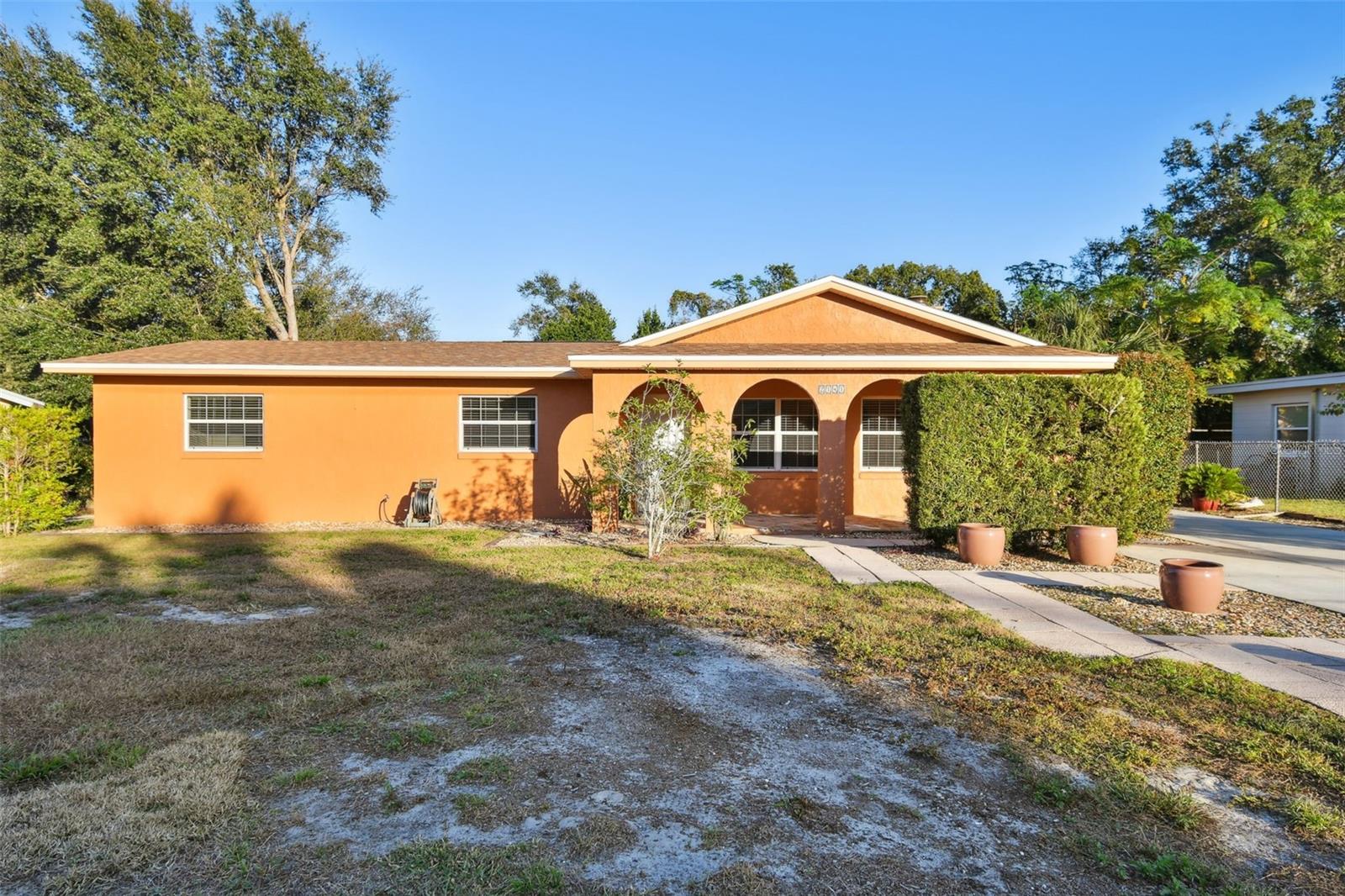 2141 CAMELLIA DR