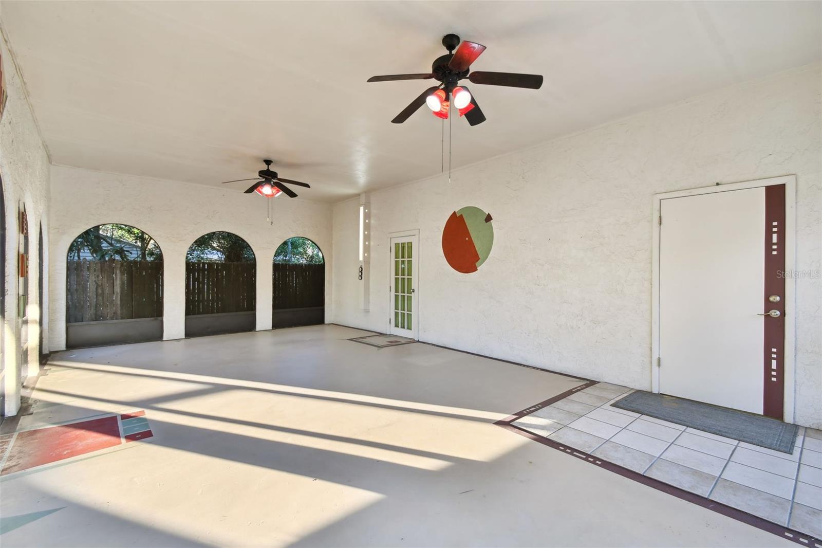 2141 CAMELLIA DR