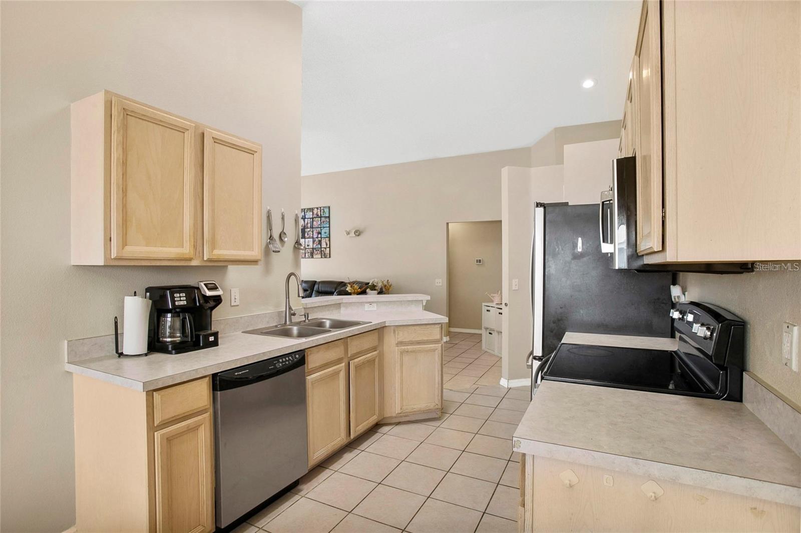 120 CASTERTON CIR