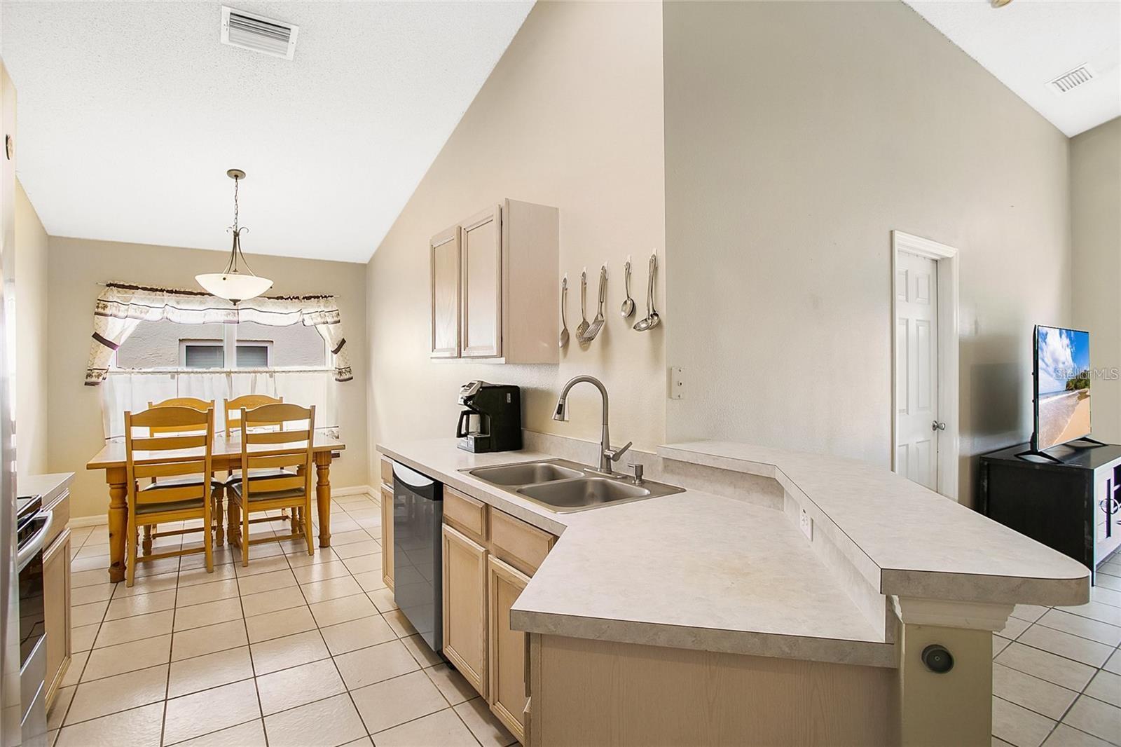 120 CASTERTON CIR