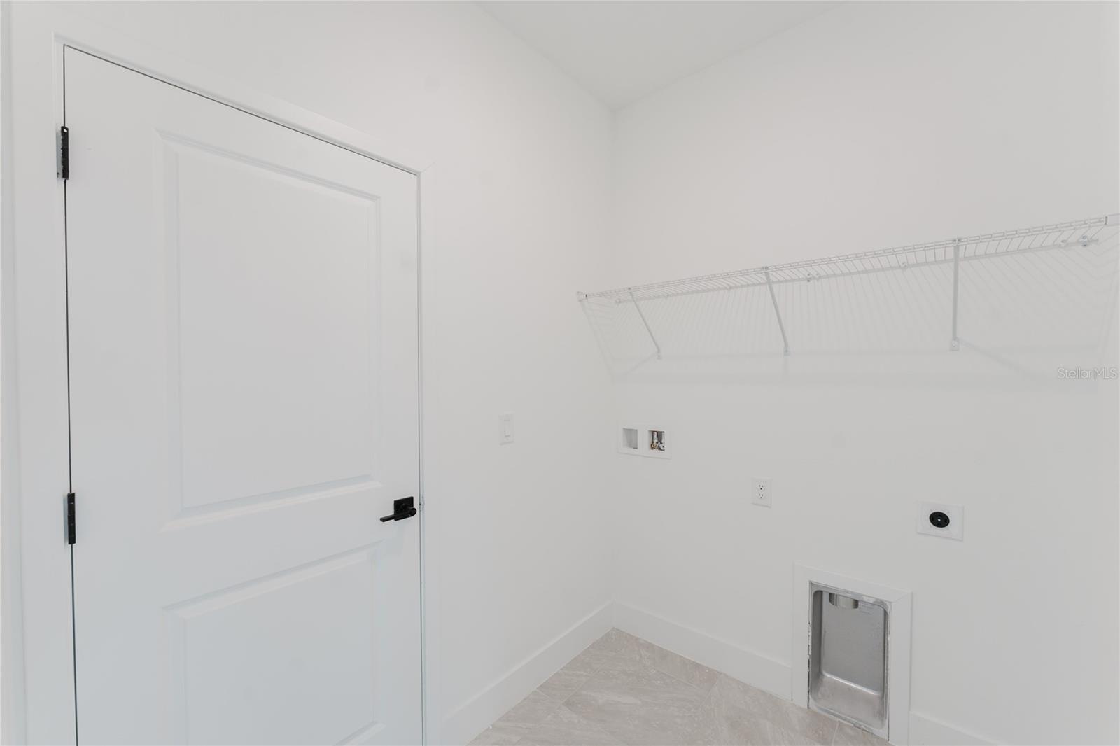 1633 SW 168TH LOOP