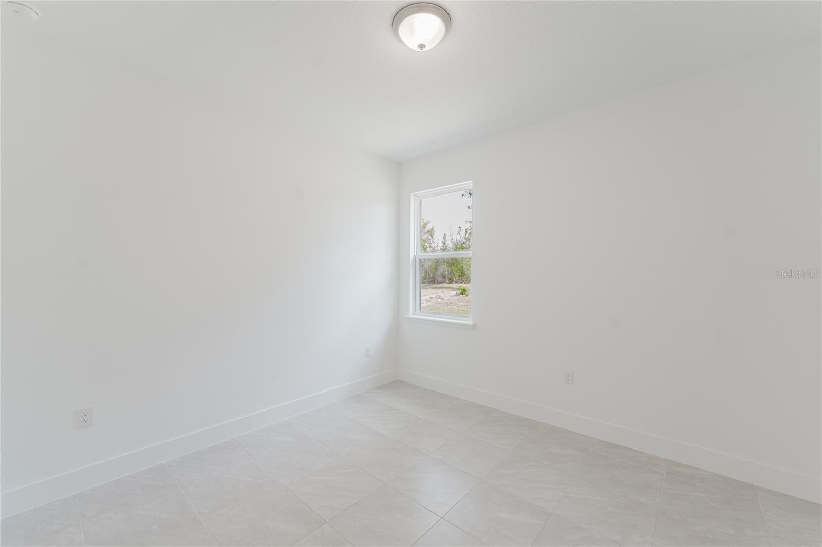 1633 SW 168TH LOOP