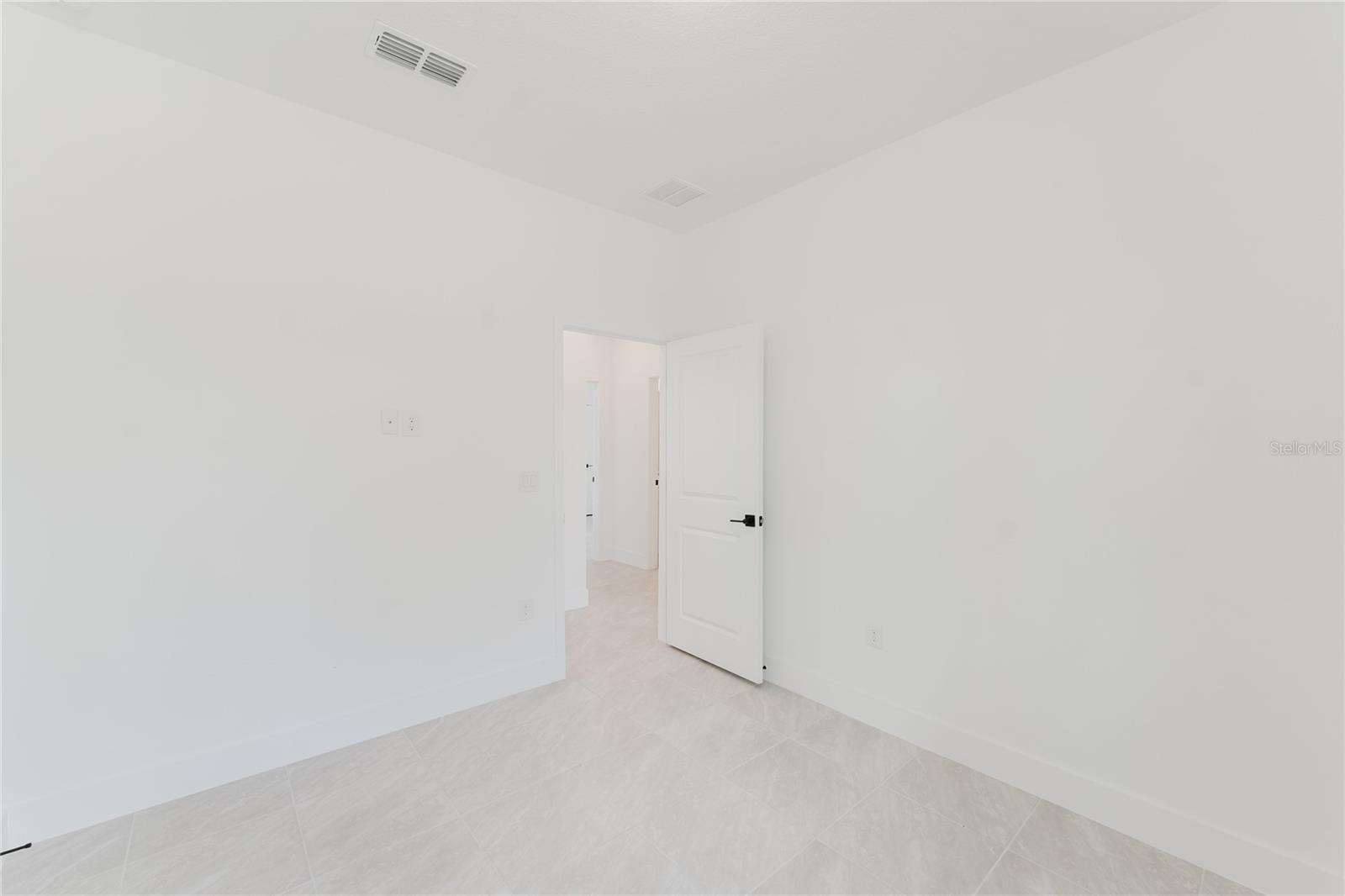 1633 SW 168TH LOOP
