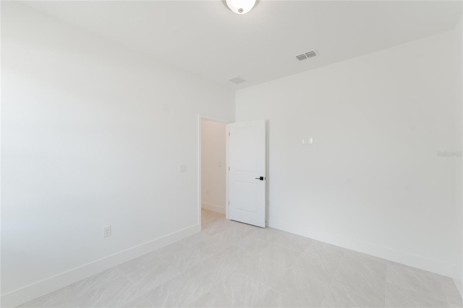 1633 SW 168TH LOOP