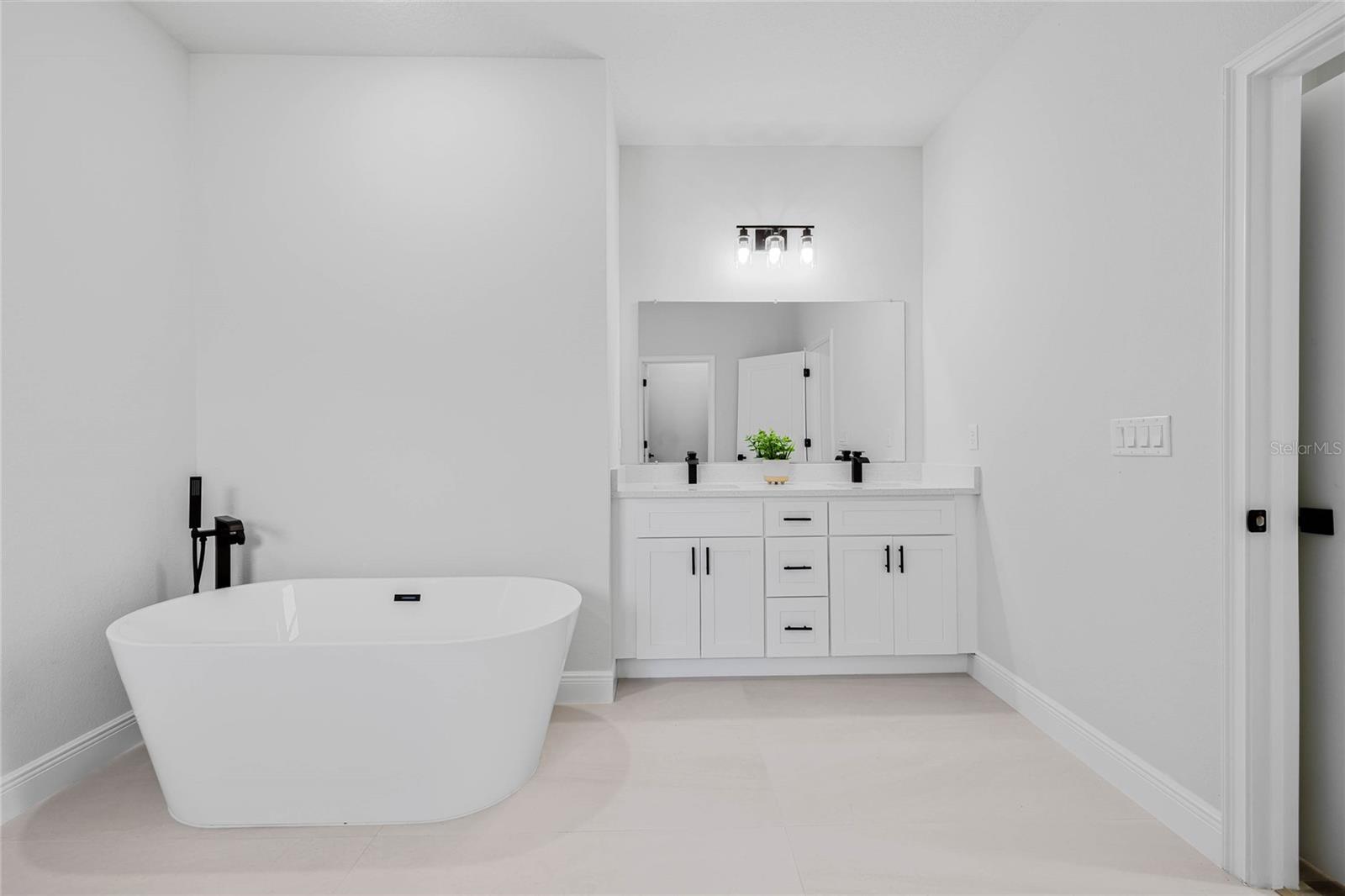 2249 SW 146 LOOP