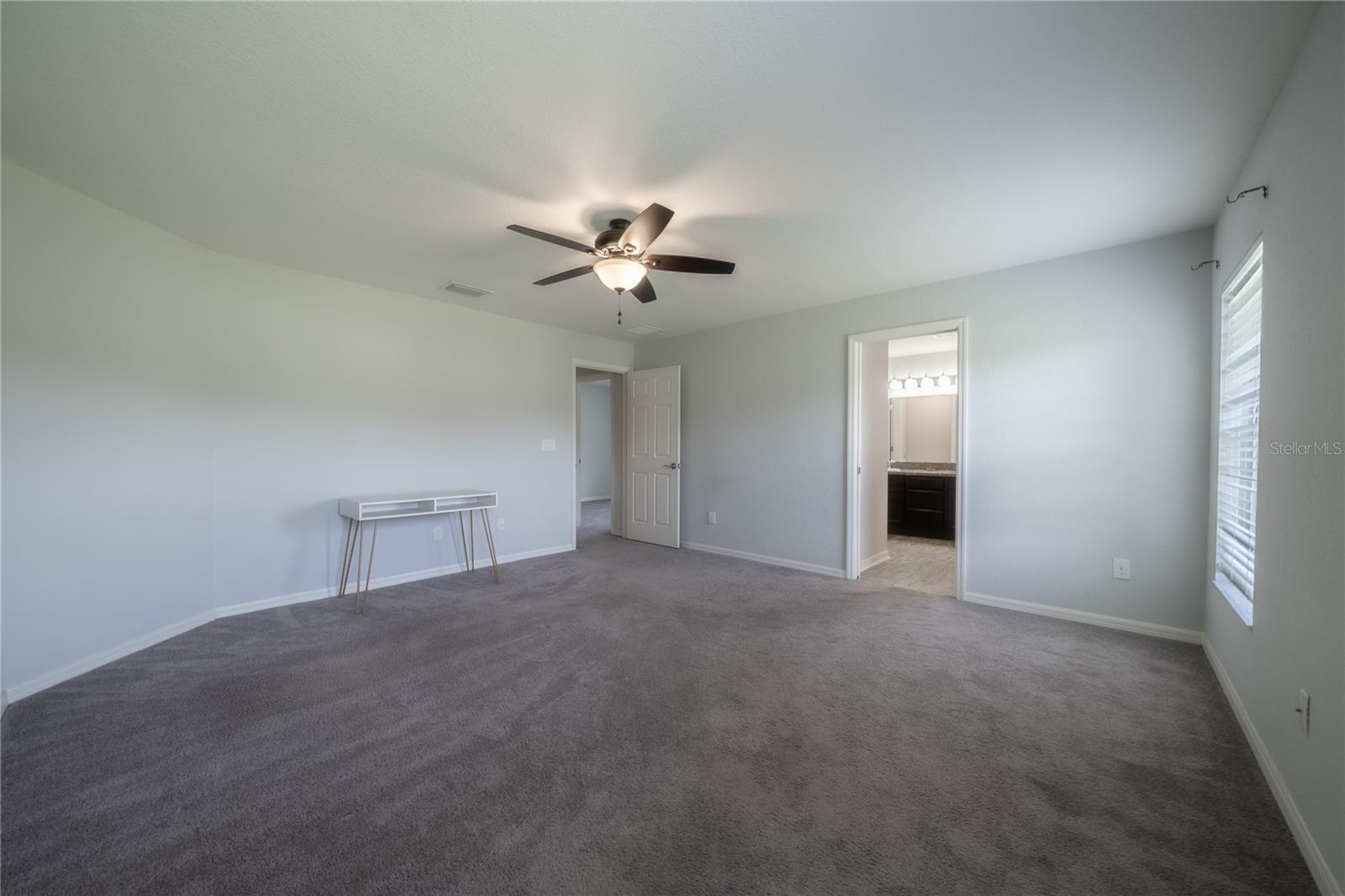 328 WOODLAND TRL