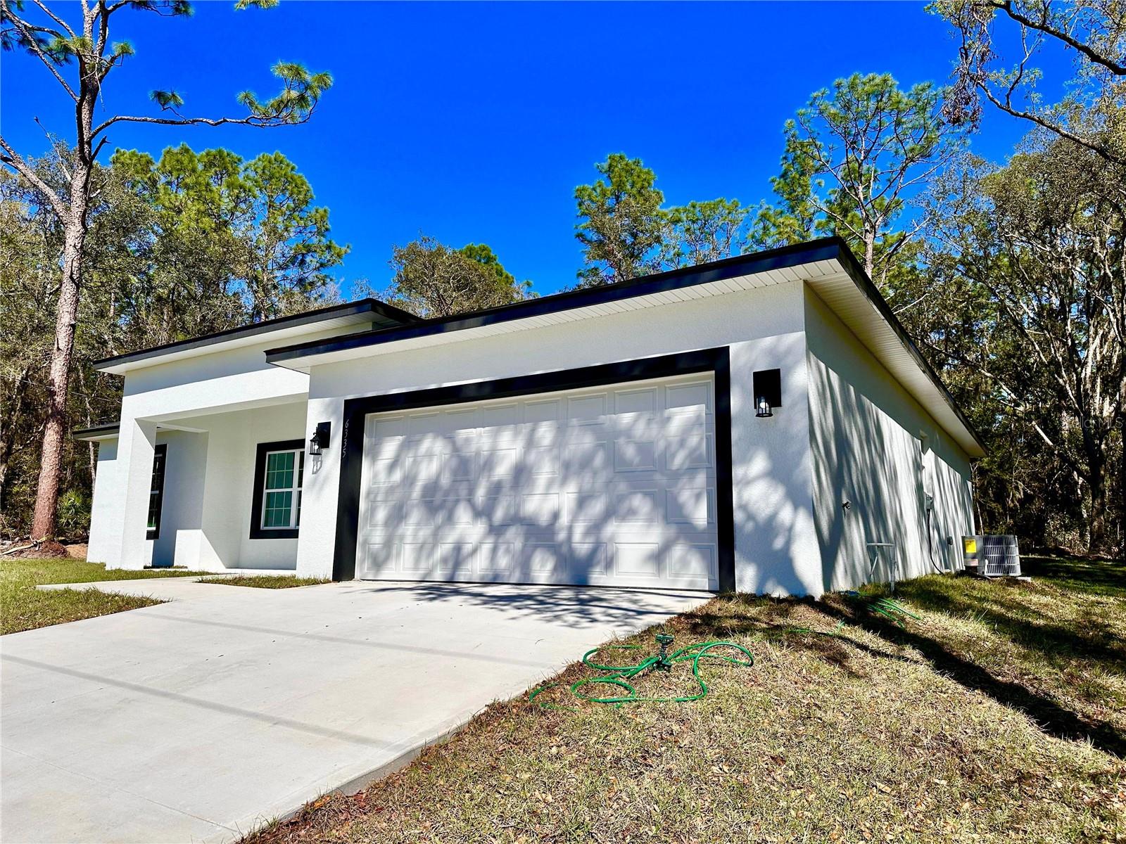 6335 N DARLINGTON DR