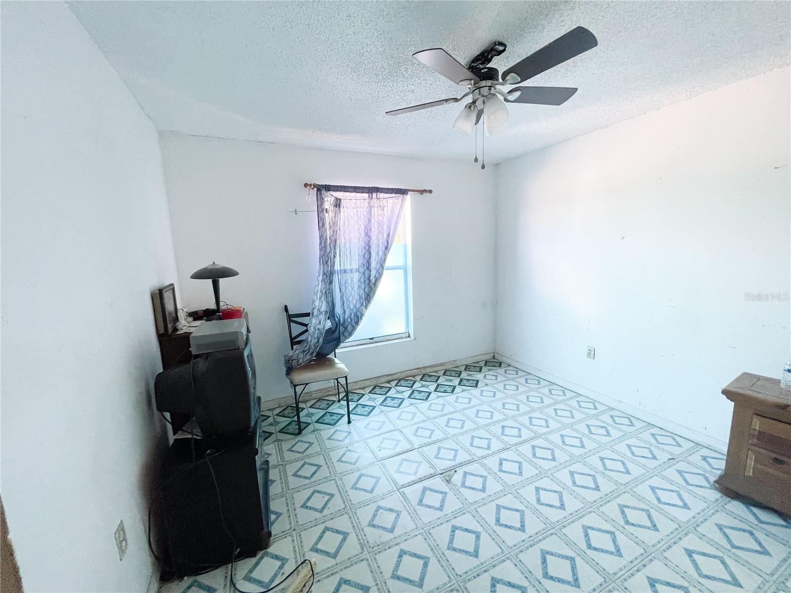 508 DUNBAR AVE