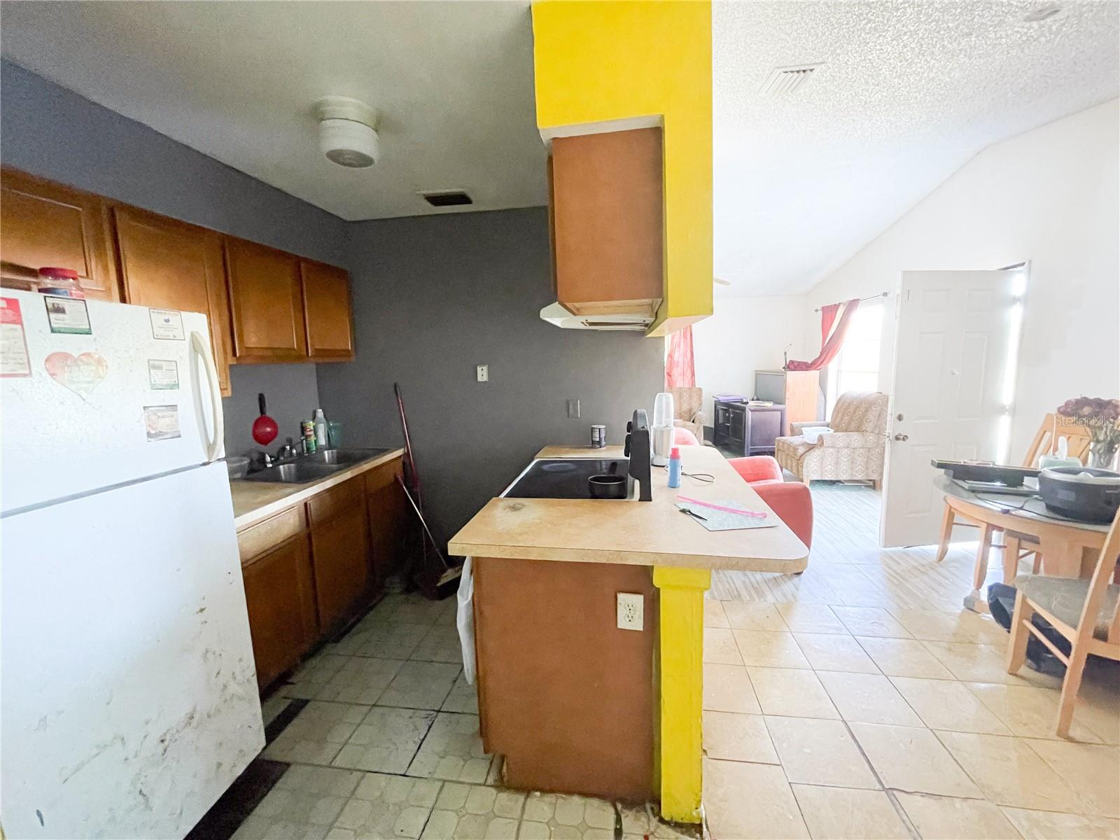 508 DUNBAR AVE