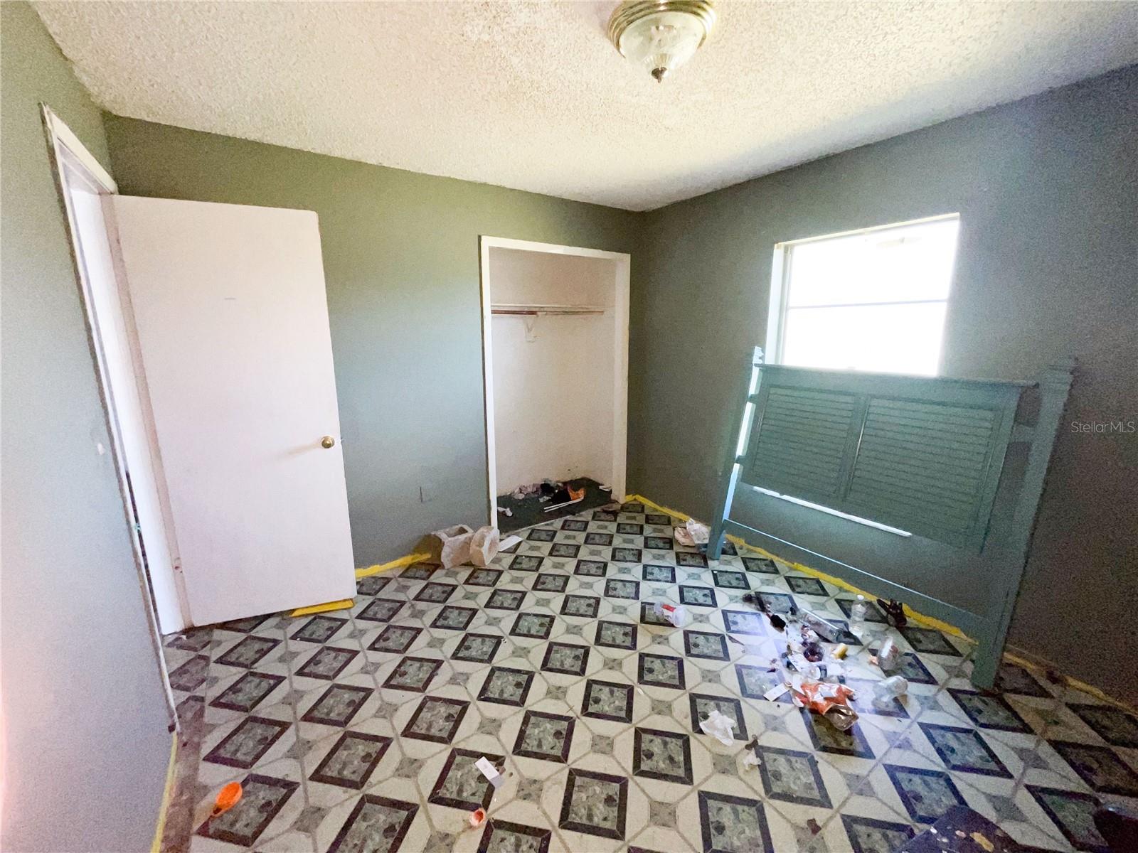 508 DUNBAR AVE