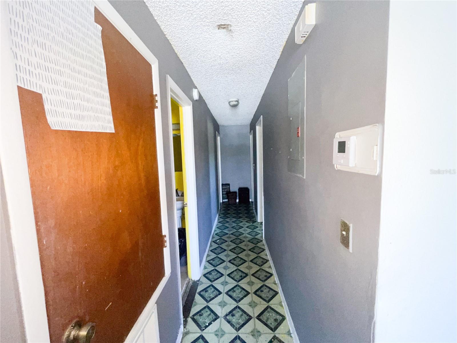 508 DUNBAR AVE