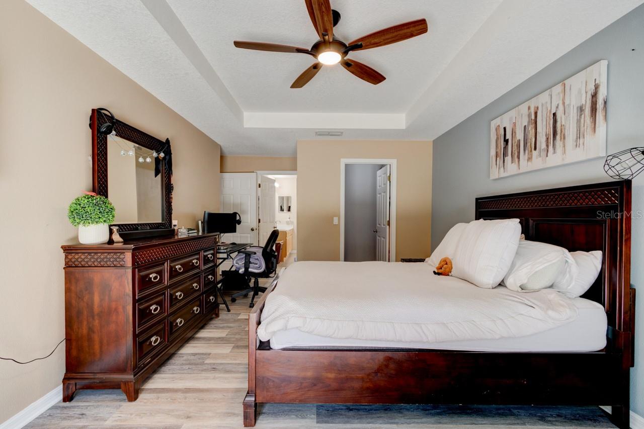 2951 E WACO DR