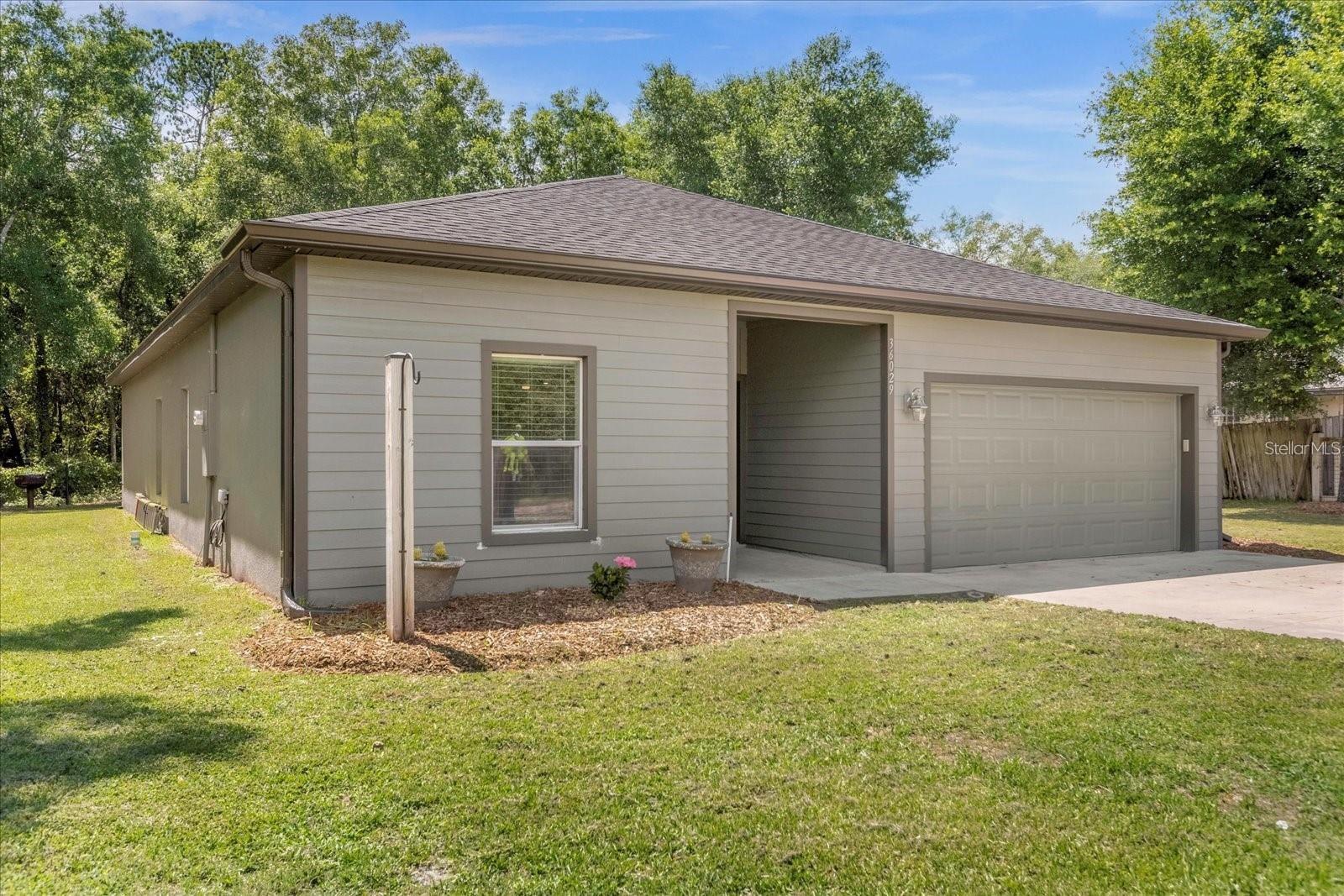 36029 MICHIGAN DR