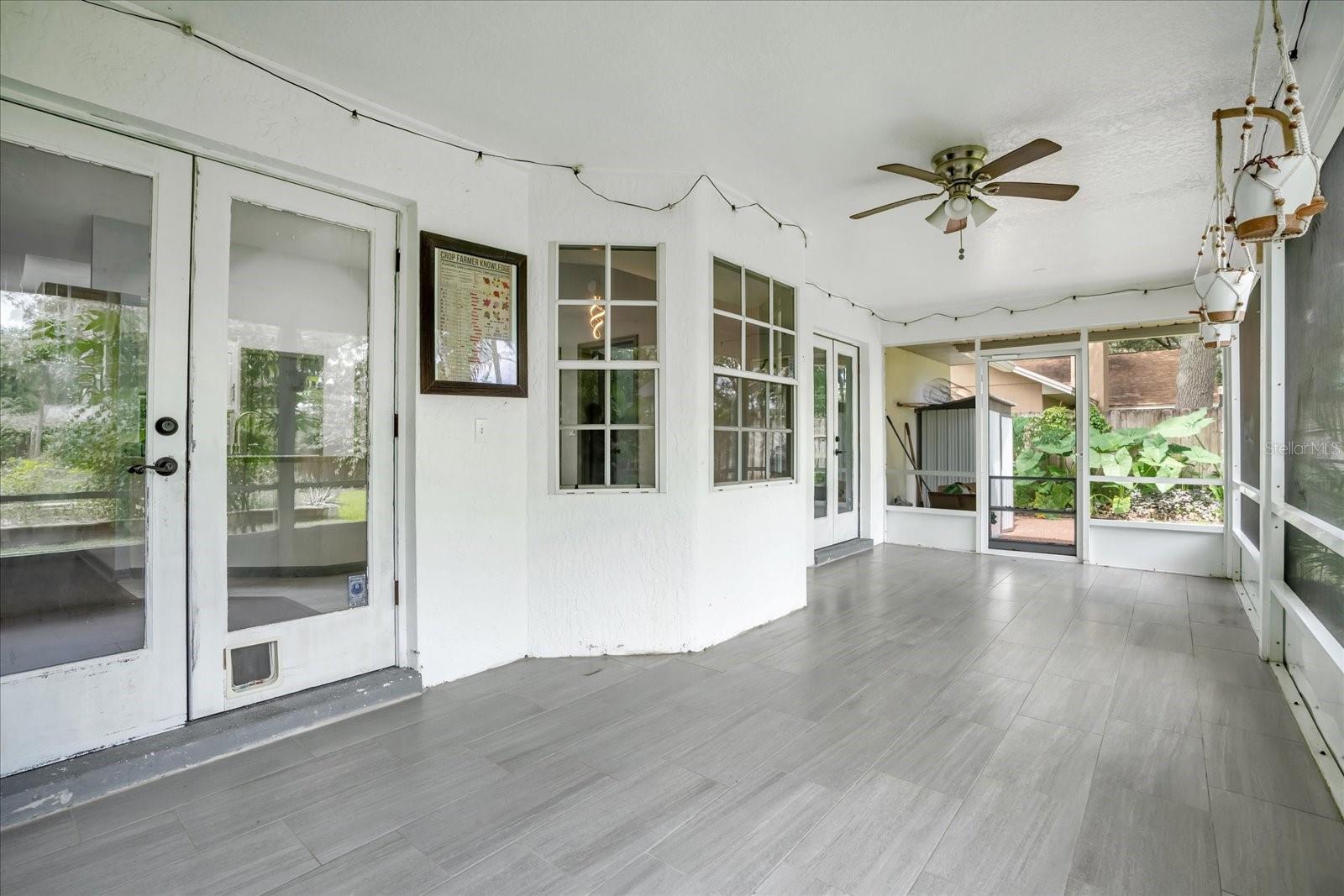 1237 ERIK CT