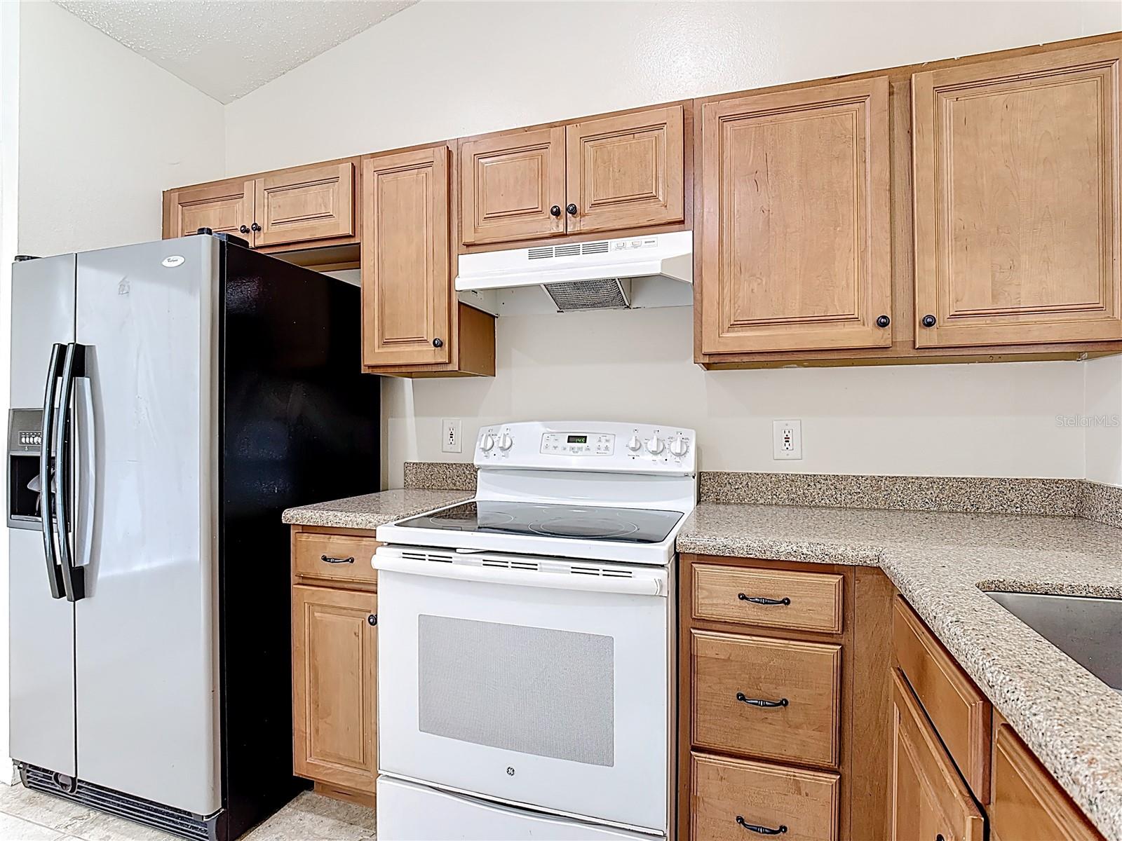 328 WALPOLE LOOP