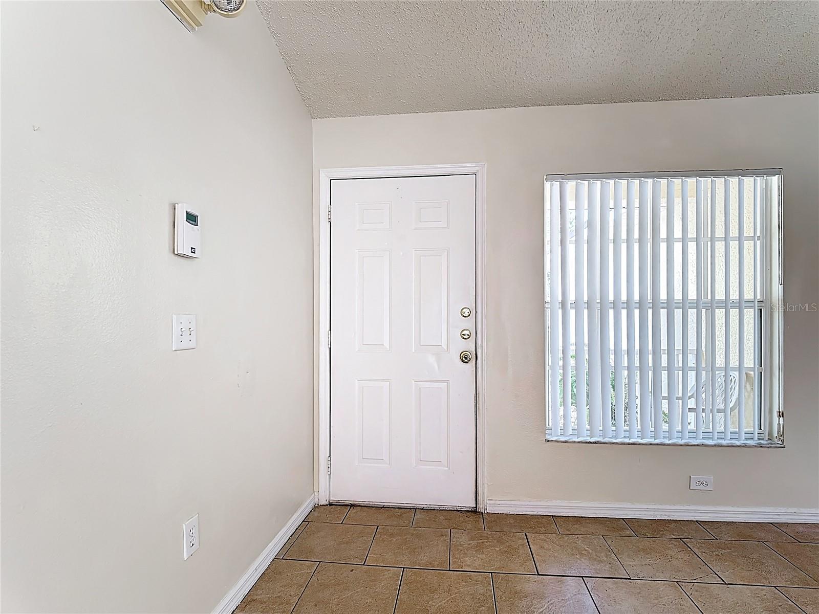 328 WALPOLE LOOP